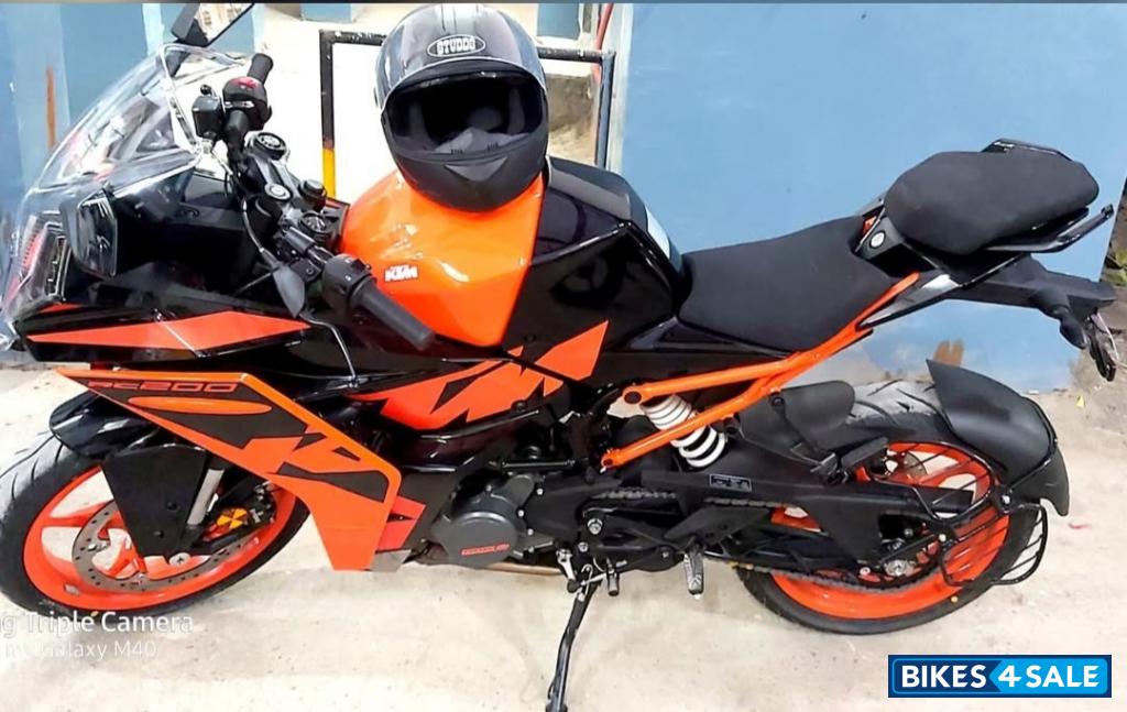 KTM RC 200 2022