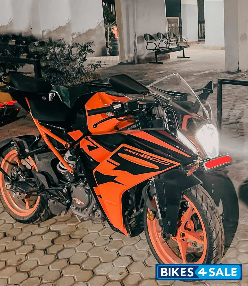 KTM RC 200 2022