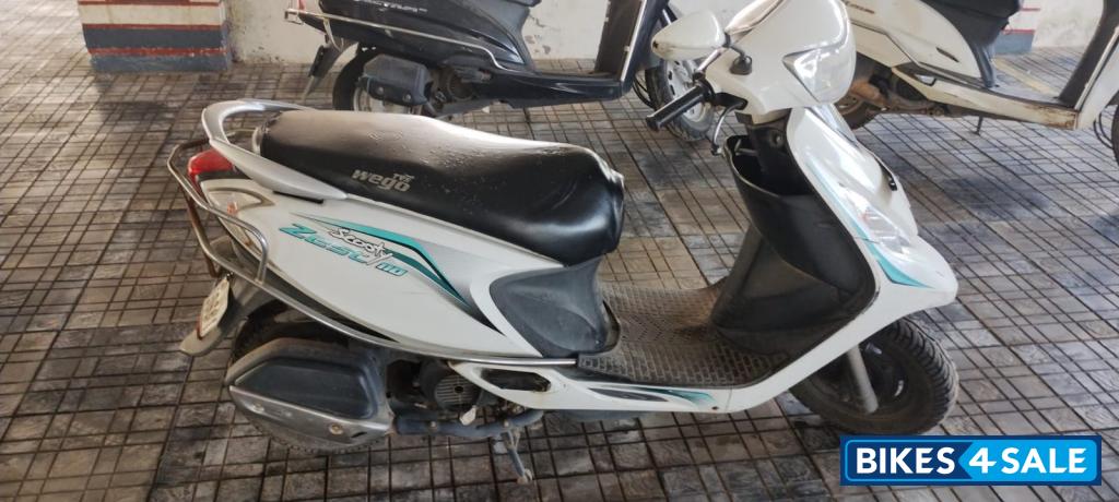 TVS Scooty Zest 110 BS6