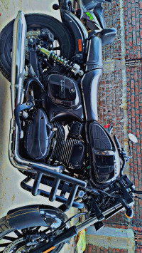 Yezdi Roadster Dark 2023 Model