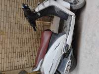 Pearl Amazing White Honda Activa 3G