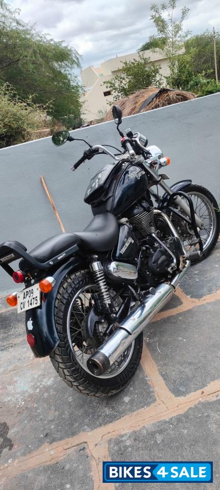 Royal Enfield Thunderbird 350