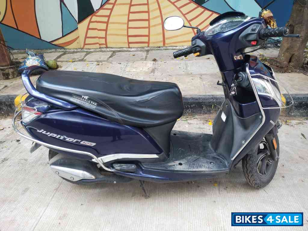 Blue TVS Jupiter 125