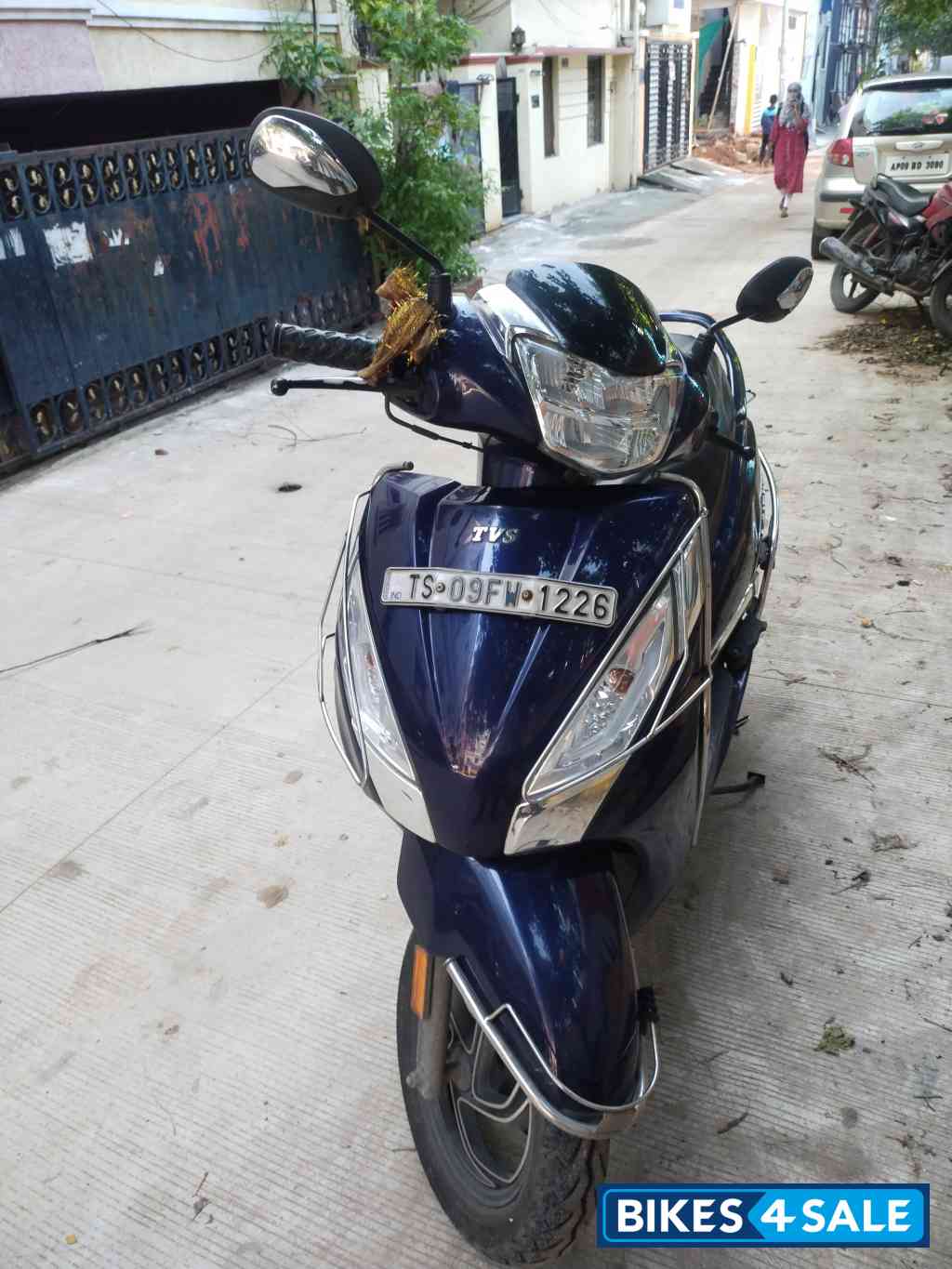 Blue TVS Jupiter 125