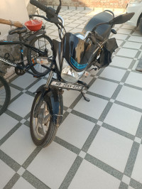 Black Bajaj Platina 100 ES BS6