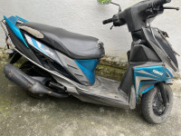 Yamaha Cygnus Ray ZR