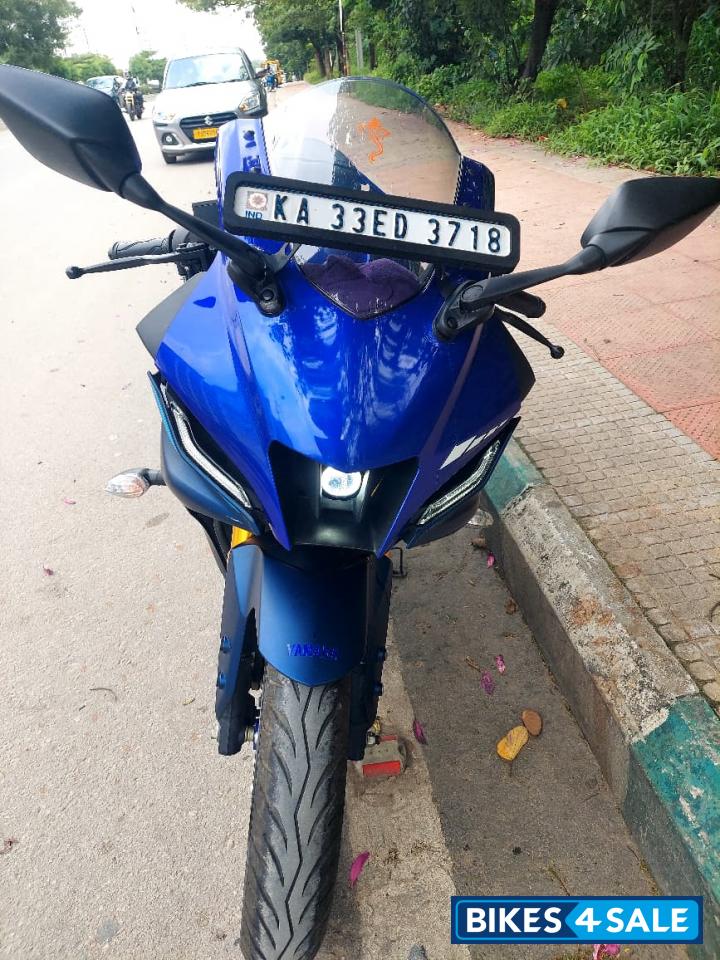 Blue Yamaha R15 V4