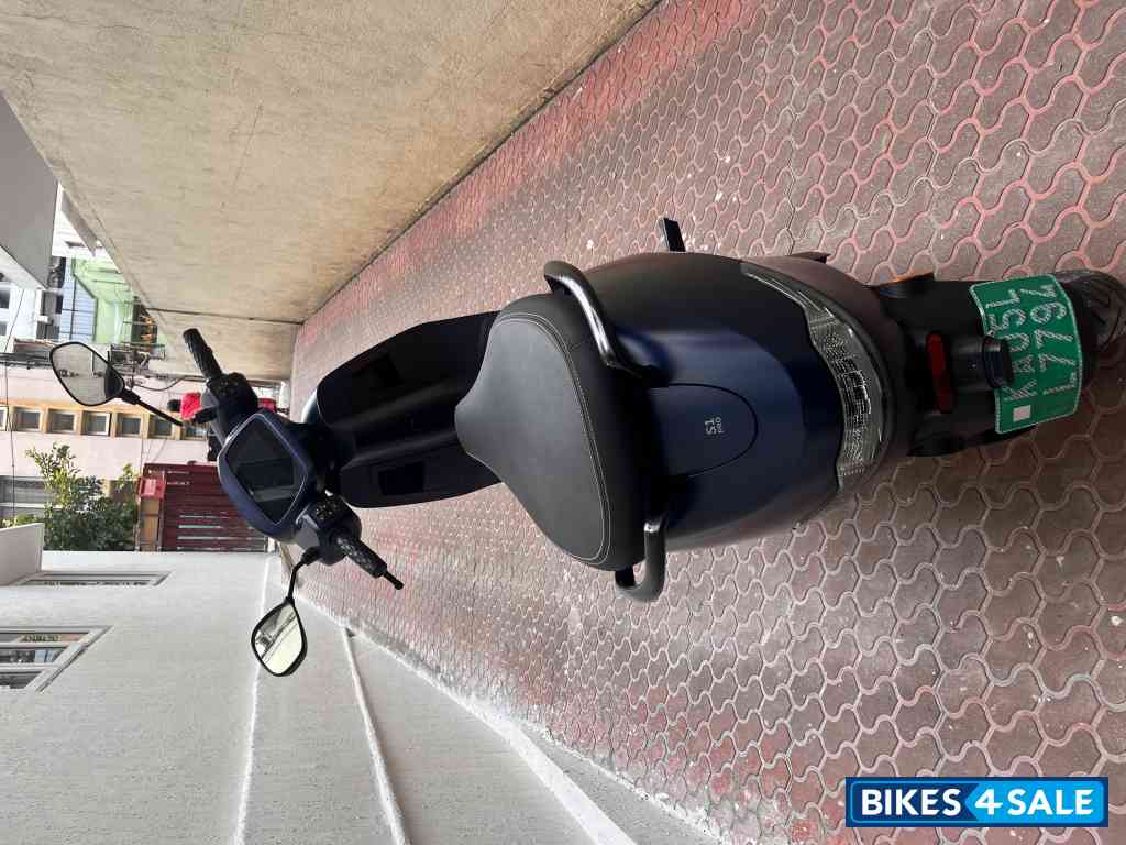 Midnight Blue Ola S1 Pro