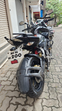 Black Bajaj Pulsar NS200