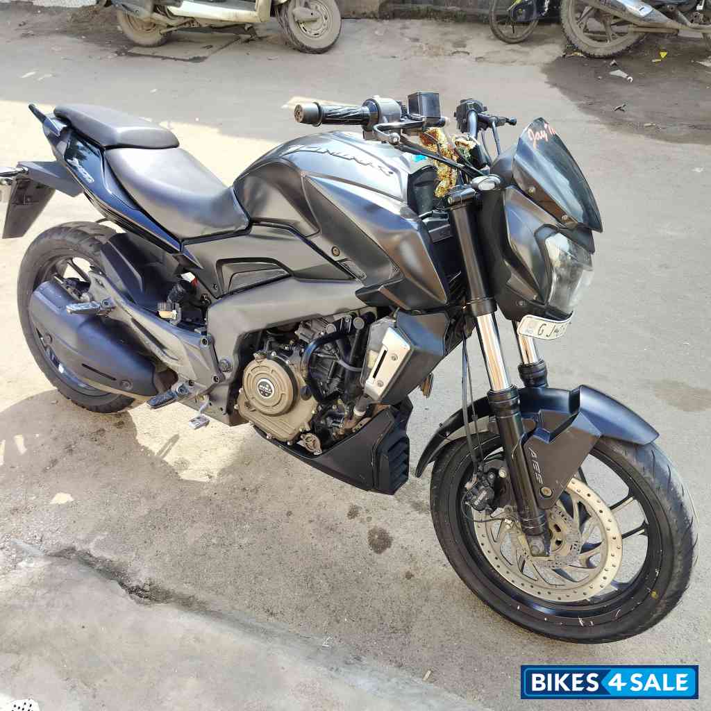 Bajaj Dominar 400 ABS BS6