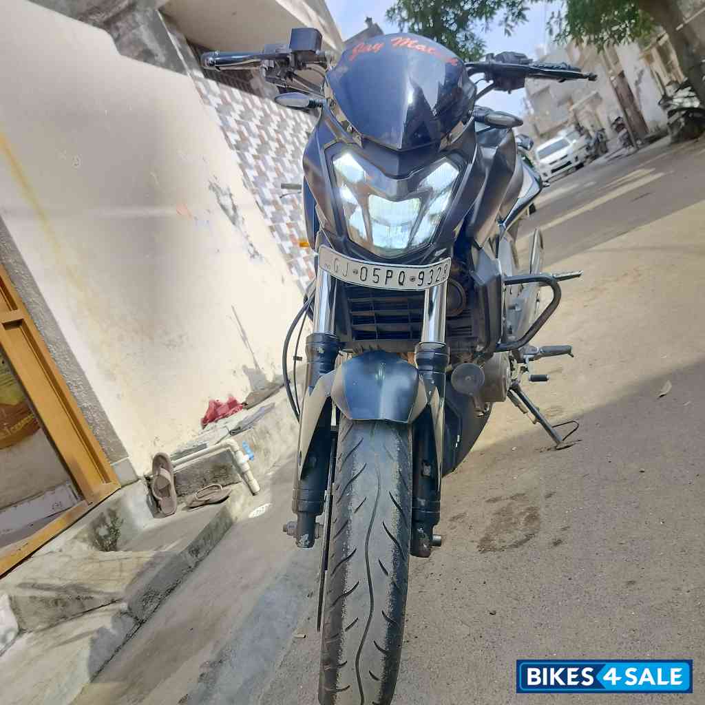 Bajaj Dominar 400 ABS BS6
