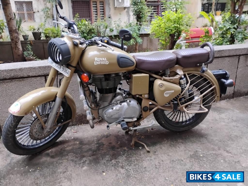 Khaki Royal Enfield Classic 500