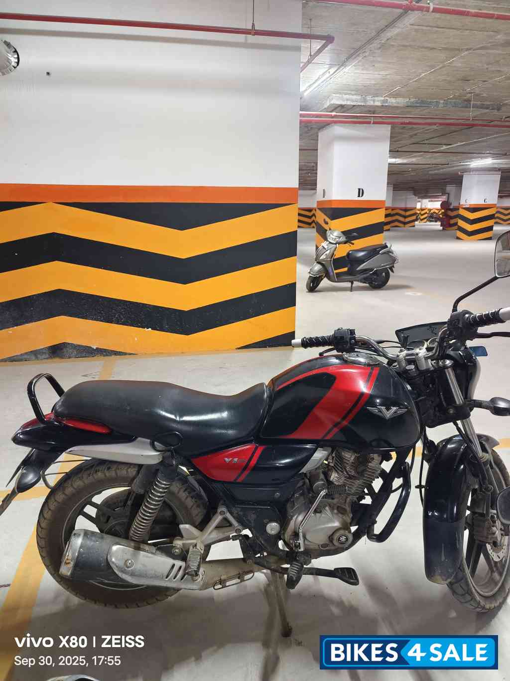 Black And Red Bajaj V15