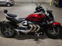Red Triumph Rocket 3 GT