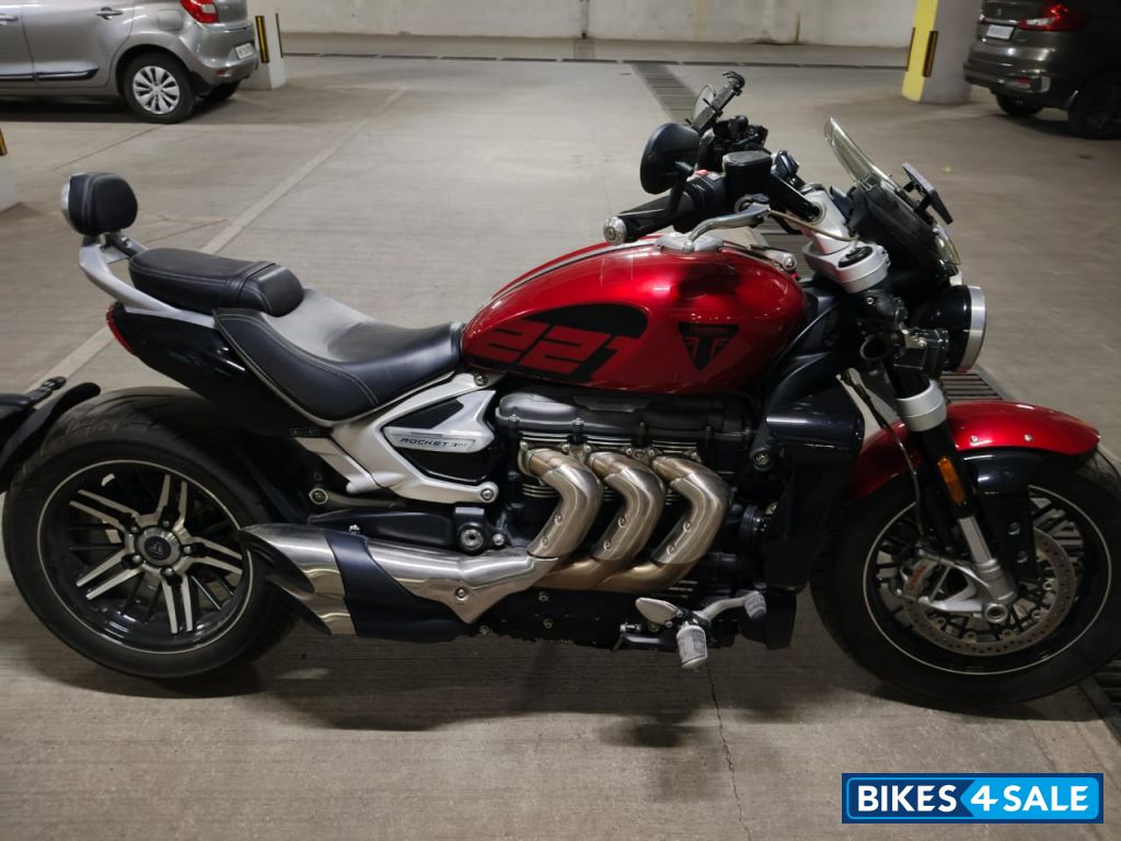 Red Triumph Rocket 3 GT