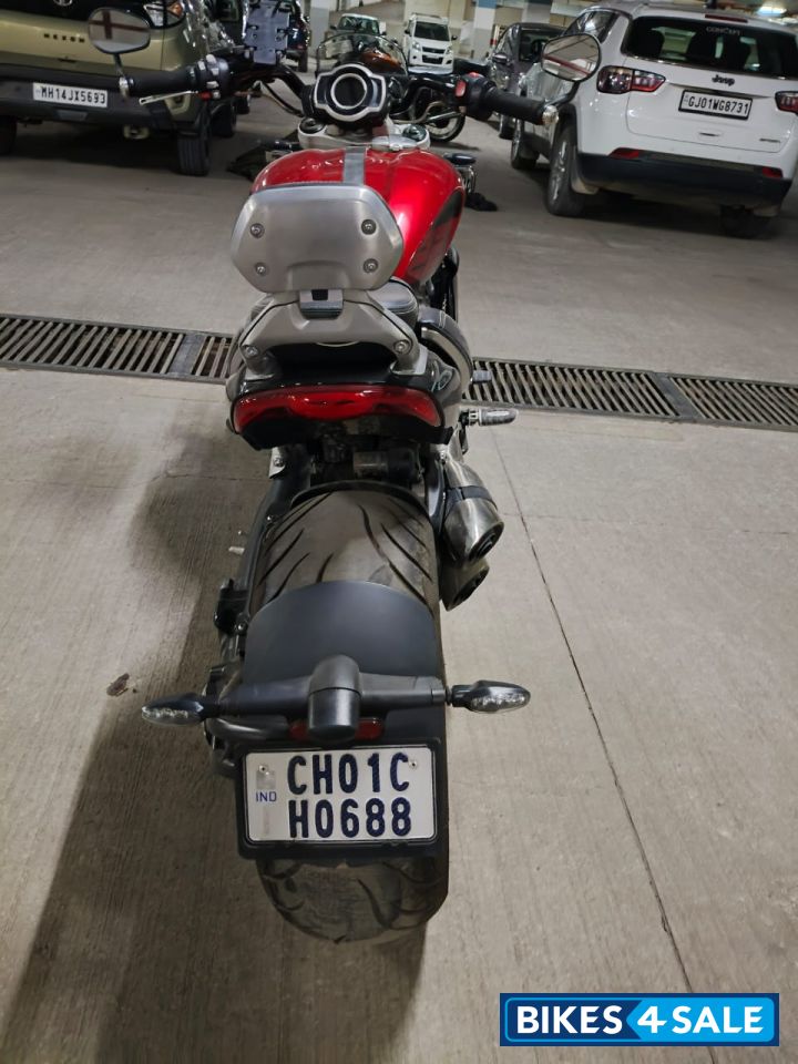 Red Triumph Rocket 3 GT