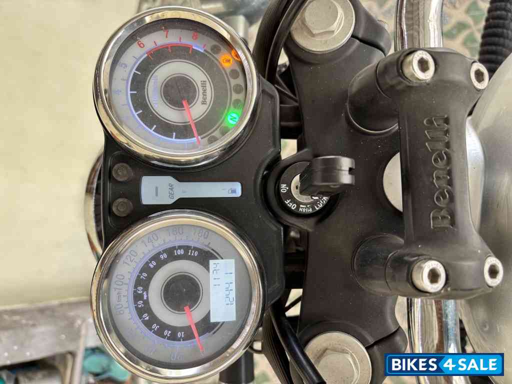 Benelli Imperiale 400 BS6