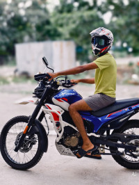 Azure Blue Hero XPulse 210