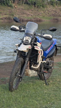 Azure Blue Hero XPulse 210