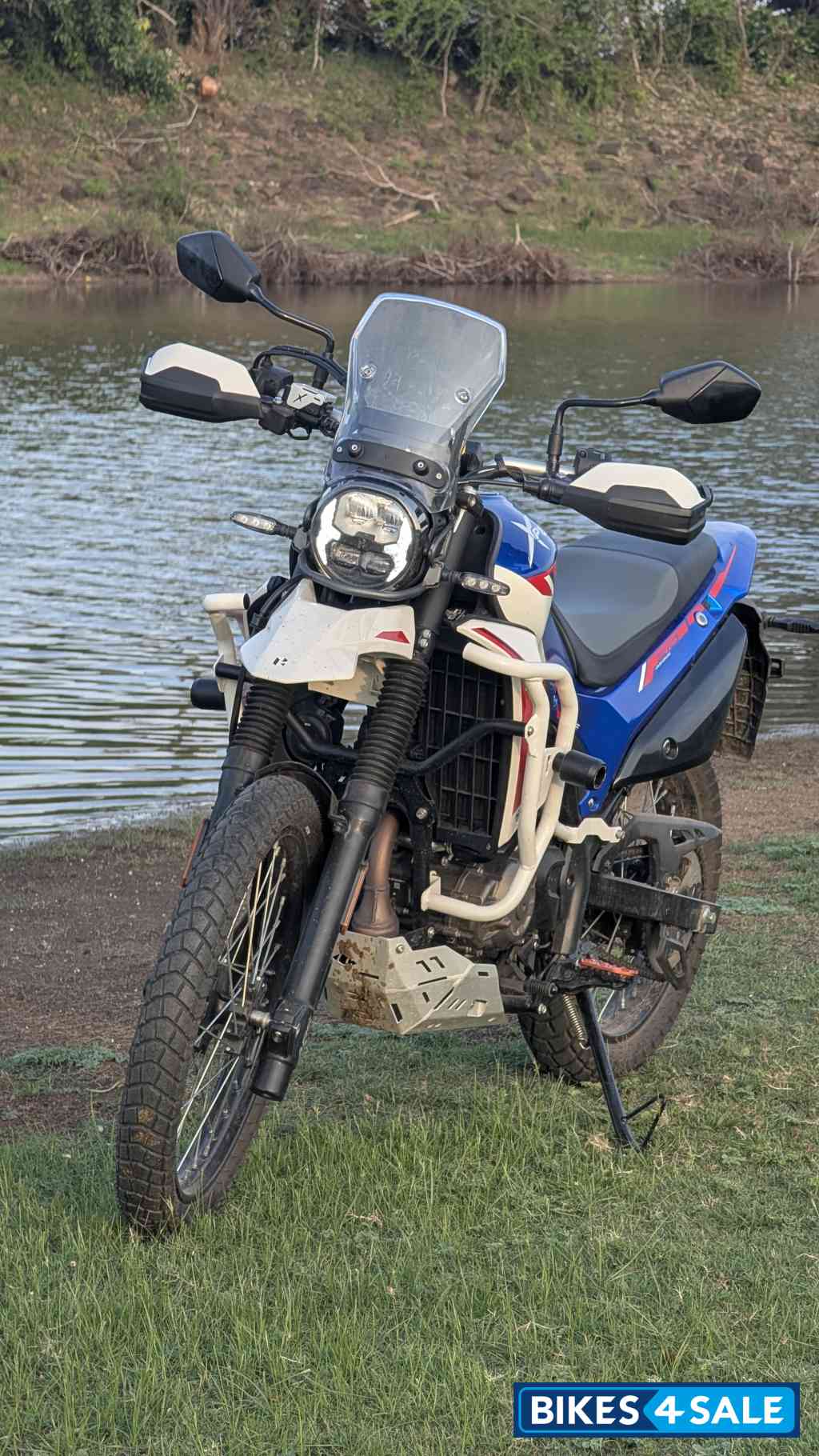 Azure Blue Hero XPulse 210