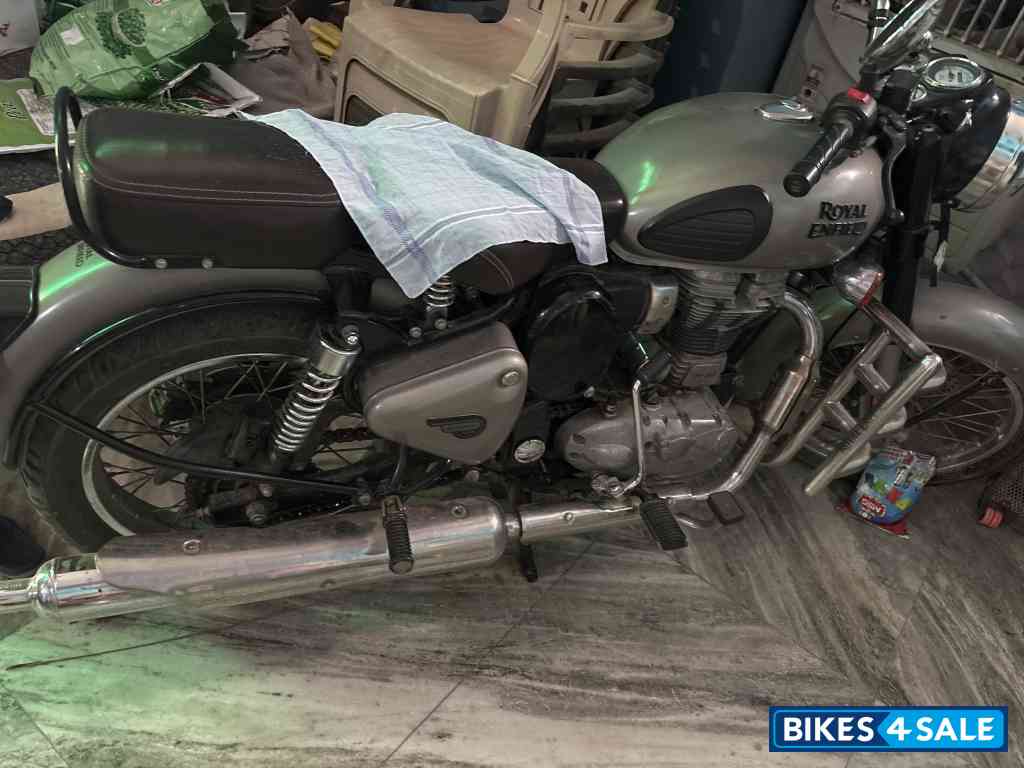 Royal Enfield Bullet 350 ES