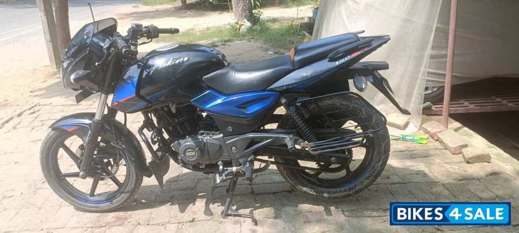 Bajaj Pulsar 150 Twin Disc BS6