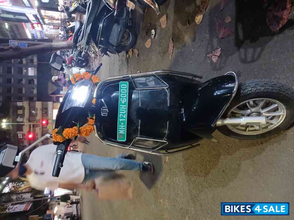 BGauss B8 Lithium Ion