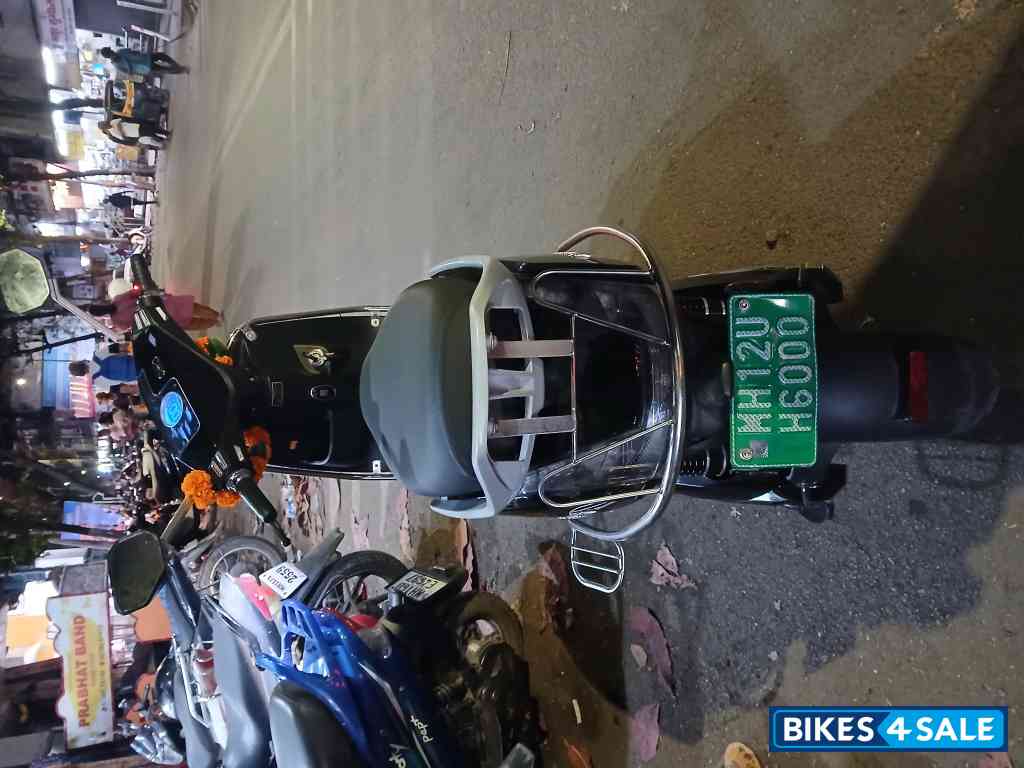 BGauss B8 Lithium Ion