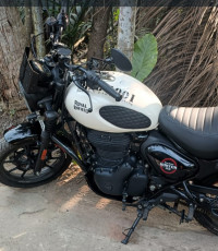 Royal Enfield Hunter 350 Metro