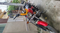 Wine Red Bajaj Avenger 220 DTS-i