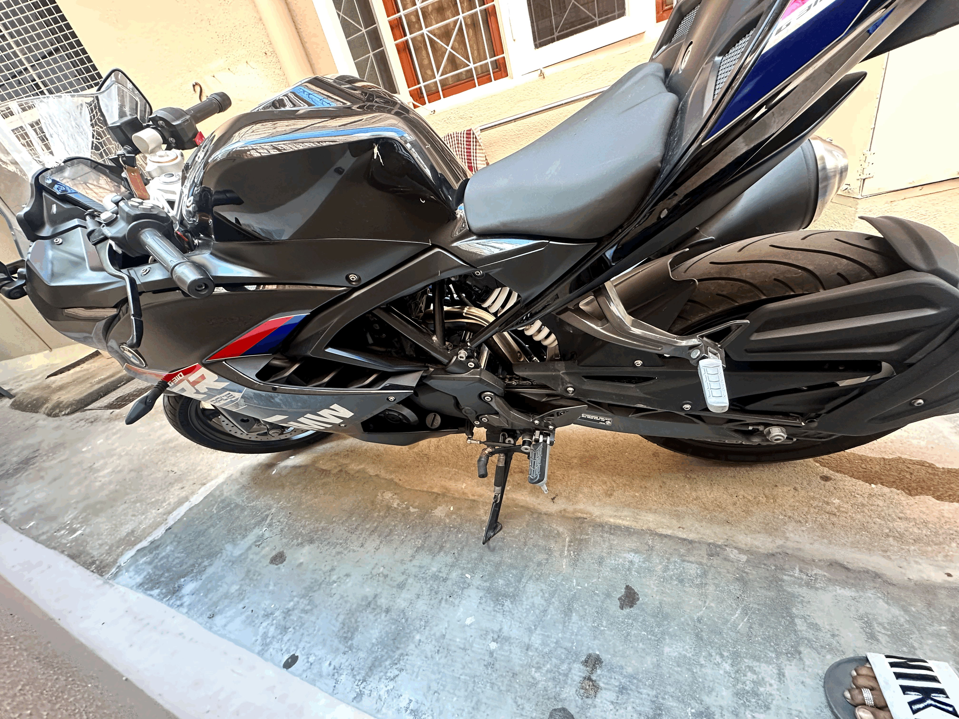Black BMW G 310 RR