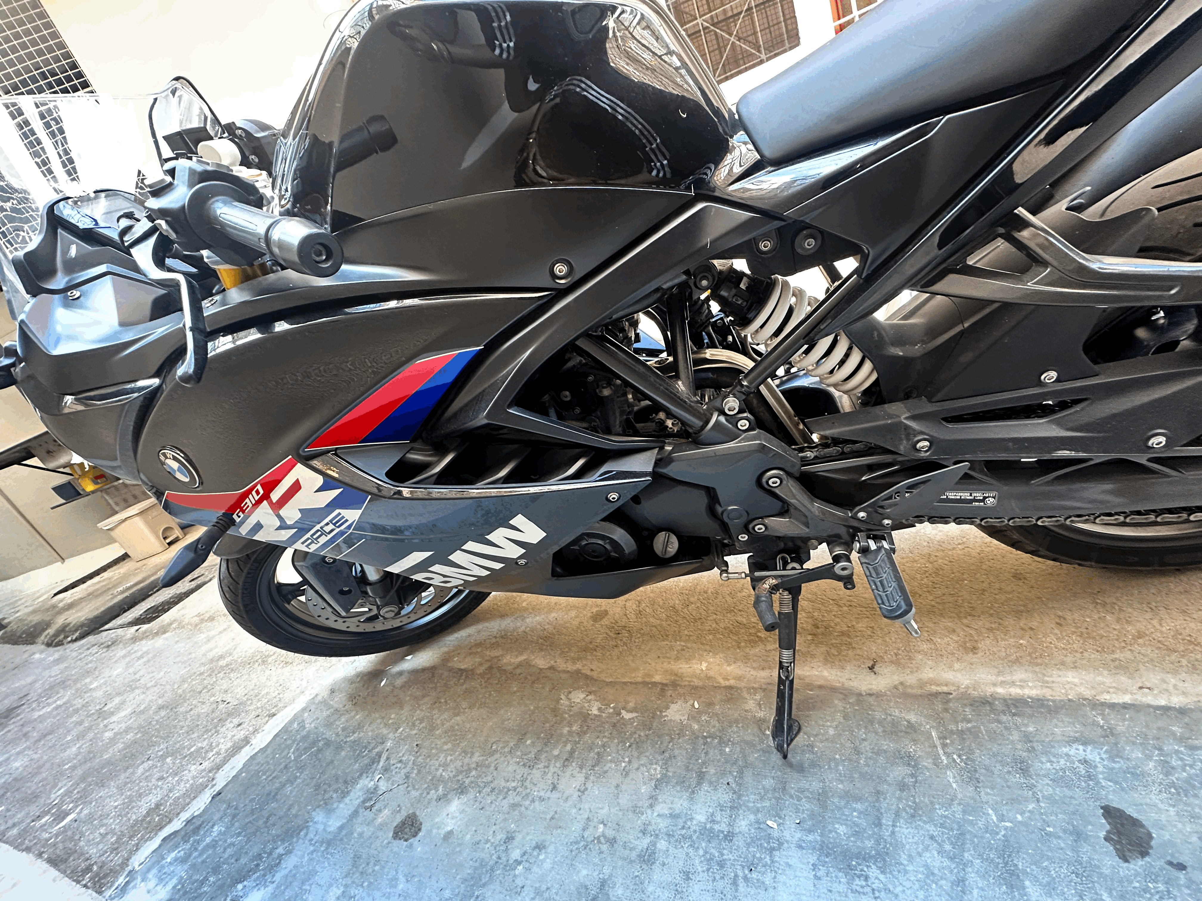 Black BMW G 310 RR