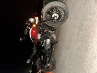 Jawa 42 Bobber Red Sheen 2022 Model