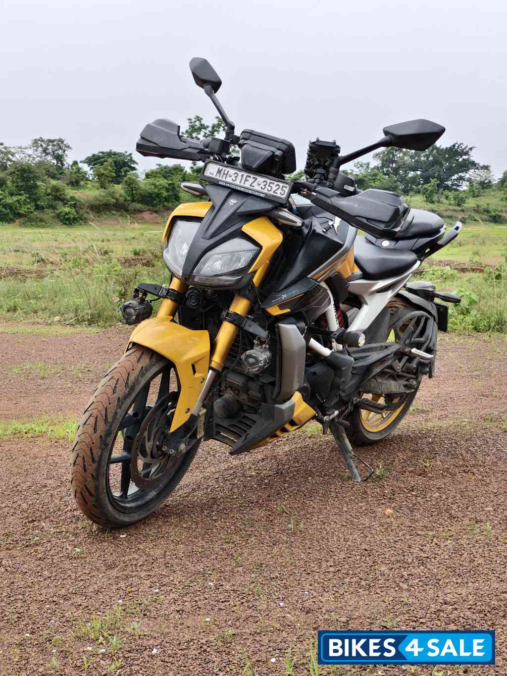 Yellow TVS Apache RTR 310