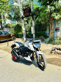 TVS Apache RTR 160 4V Special Edition  Model