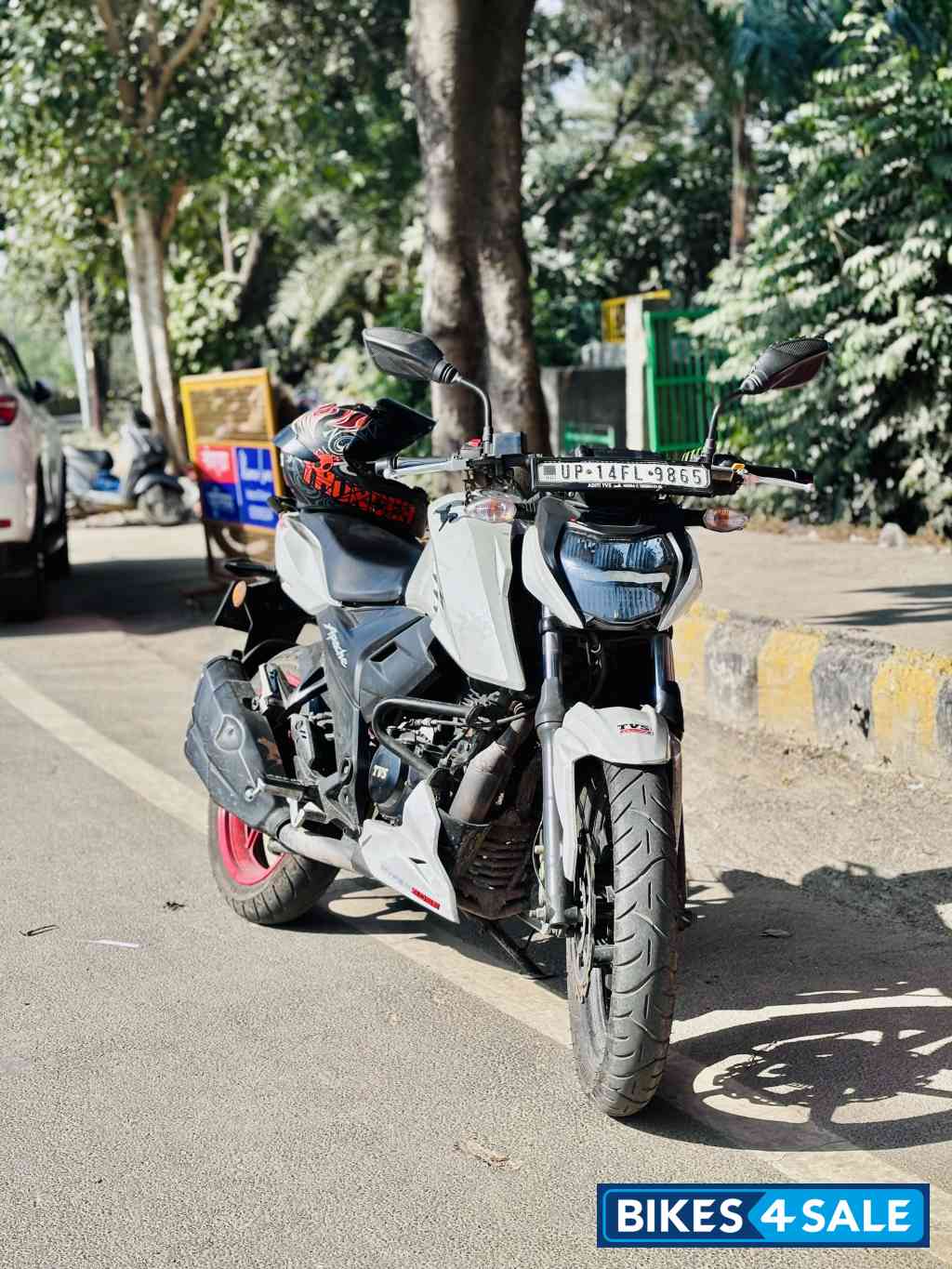 TVS Apache RTR 160 4V Special Edition