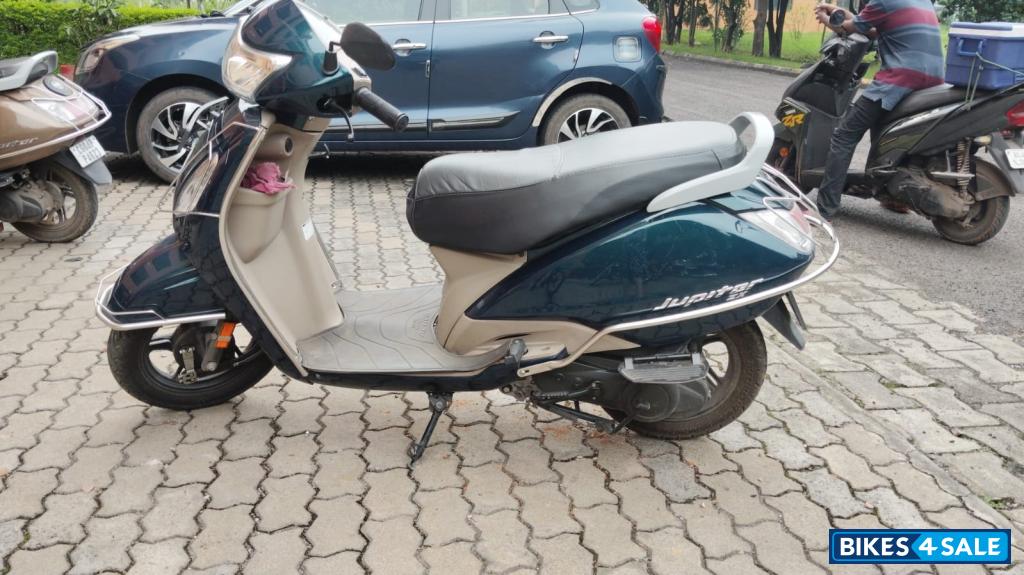 Blue TVS Jupiter ZX