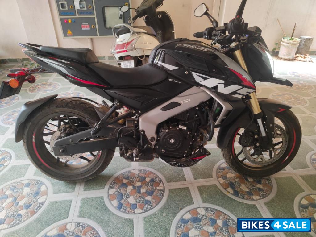 Bajaj Pulsar NS400