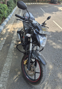 Pearl Black Suzuki Gixxer ABS