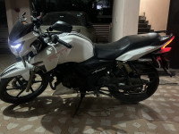 White TVS Apache RTR 180 BS6