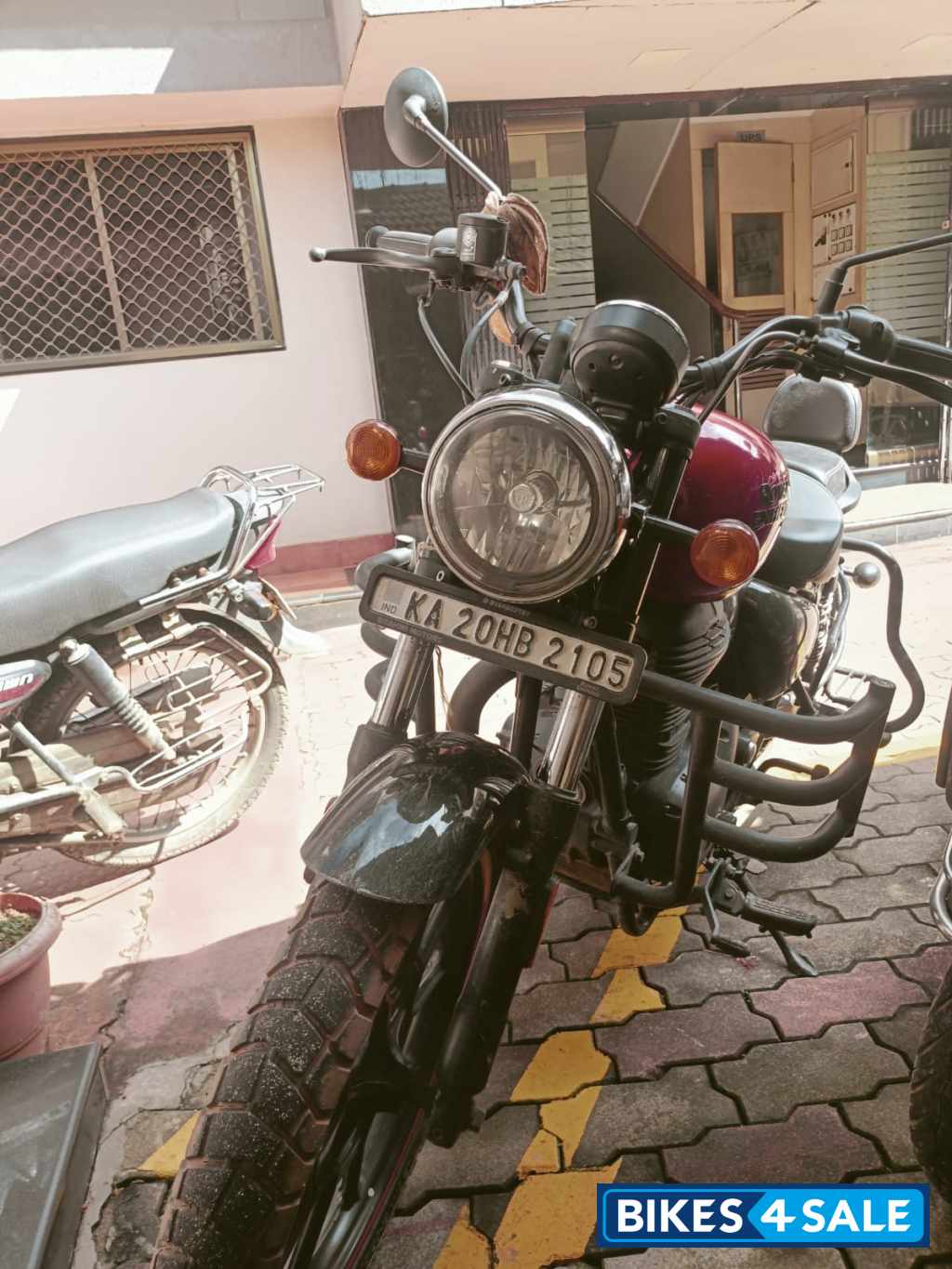 Royal Enfield Meteor 350 Fireball