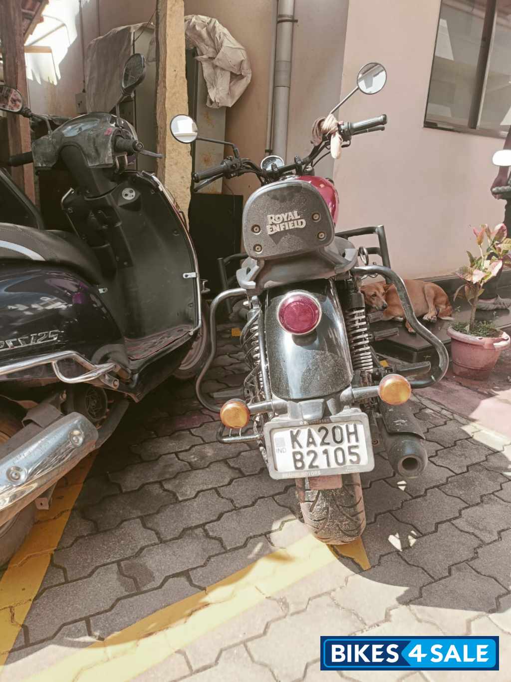 Royal Enfield Meteor 350 Fireball