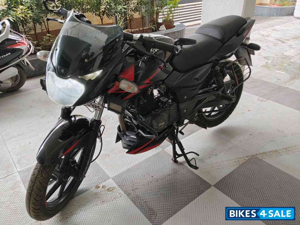 Bajaj Pulsar 150 Twin Disc