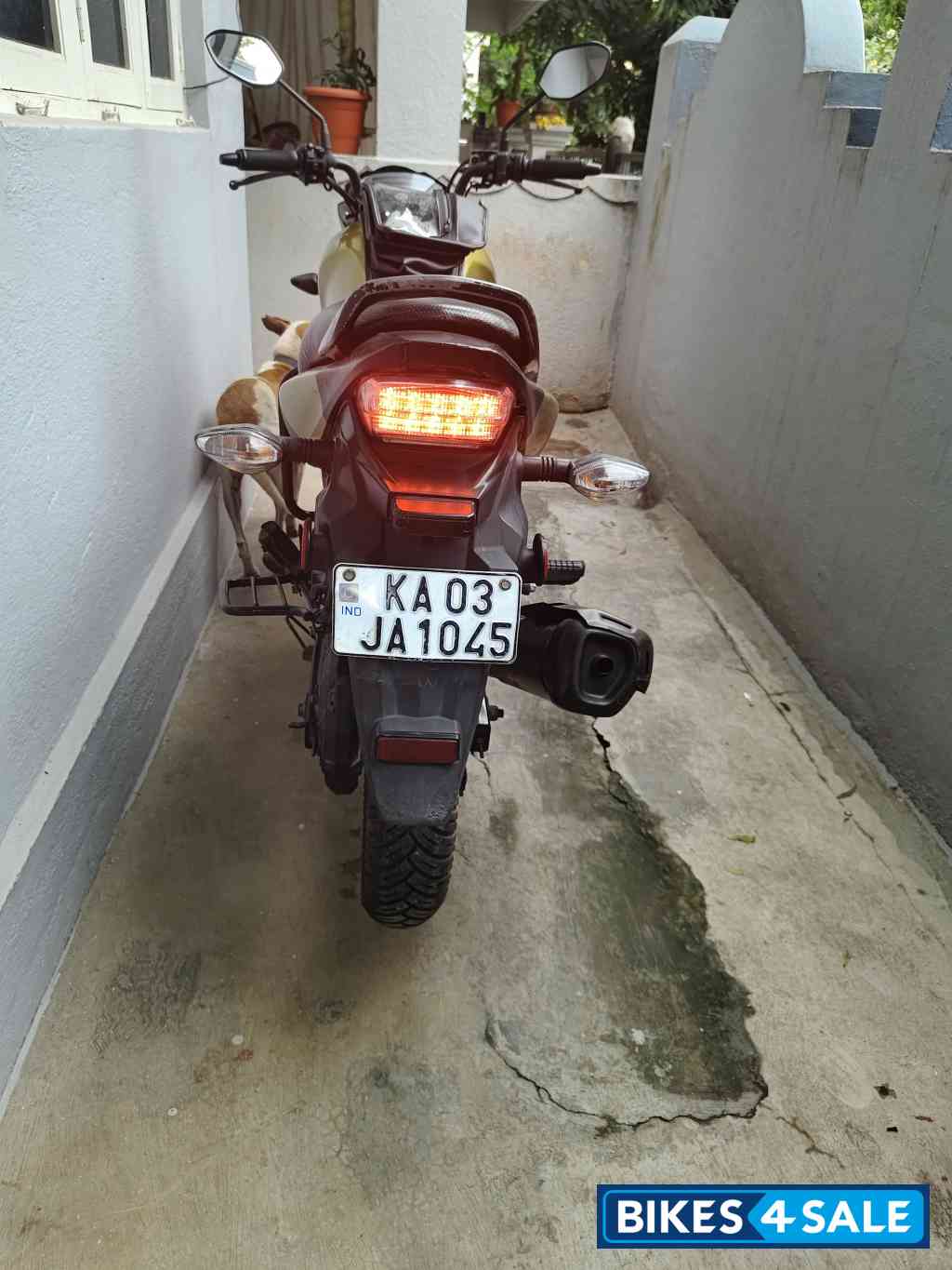 Metalic Green Honda CB Trigger Metalic Green Honda CB Trigger