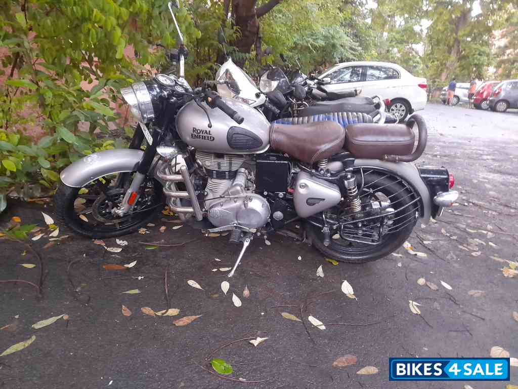Gun Metal Grey Royal Enfield Classic 350 2021