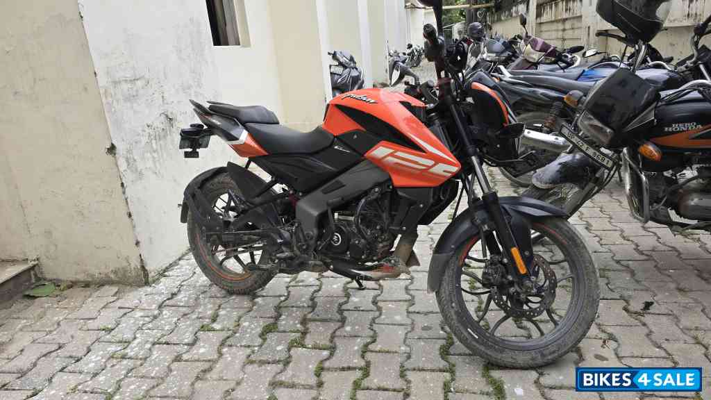 Bajaj Pulsar NS 125