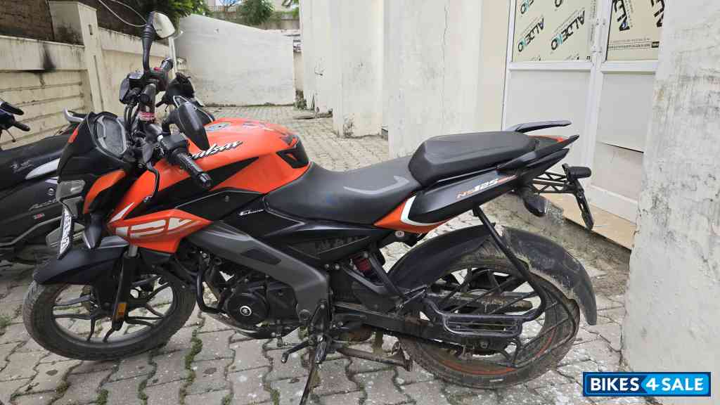 Bajaj Pulsar NS 125