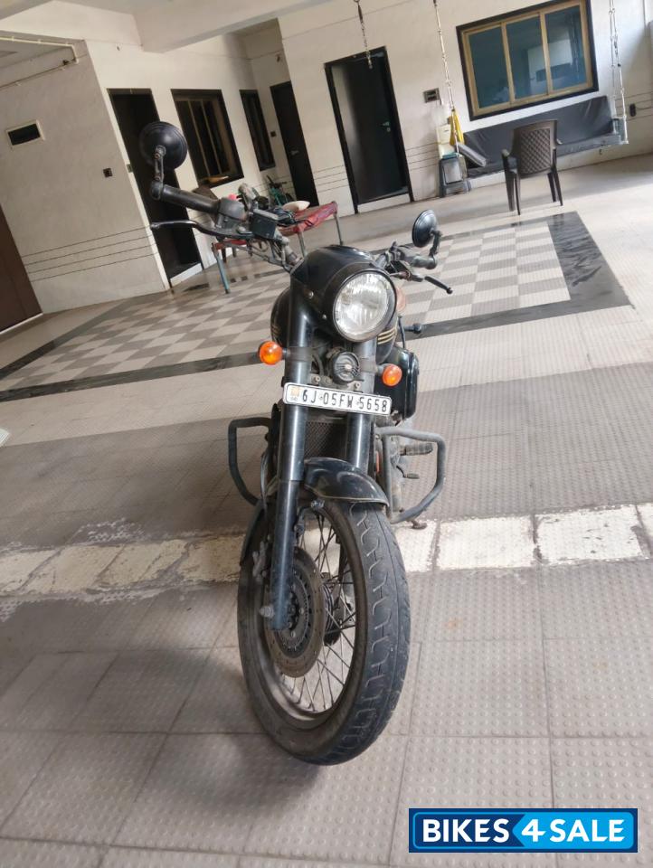 Matt Charcoal Grey Jawa Perak