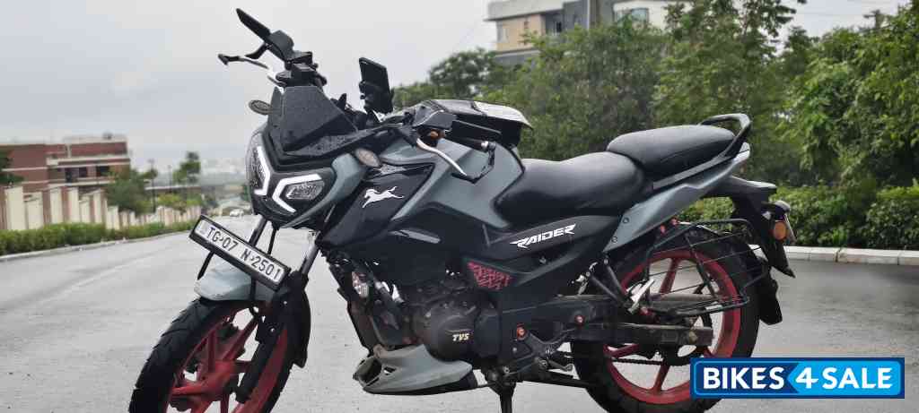 Gery TVS Raider iGO Gery TVS Raider iGO