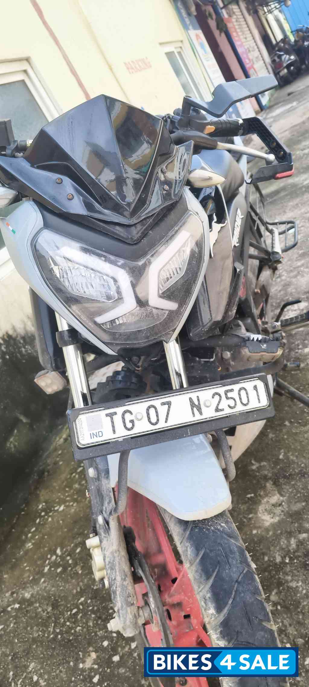 Gery TVS Raider iGO Gery TVS Raider iGO